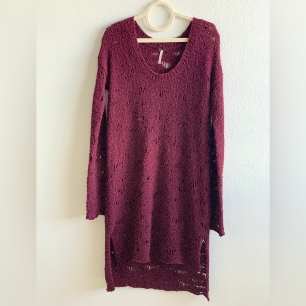 Free People Sweater Tunic/sweater dress oversized high low size XS burgundy wine